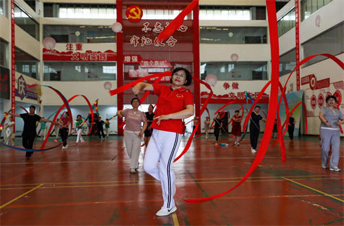 彩带舞.jpg