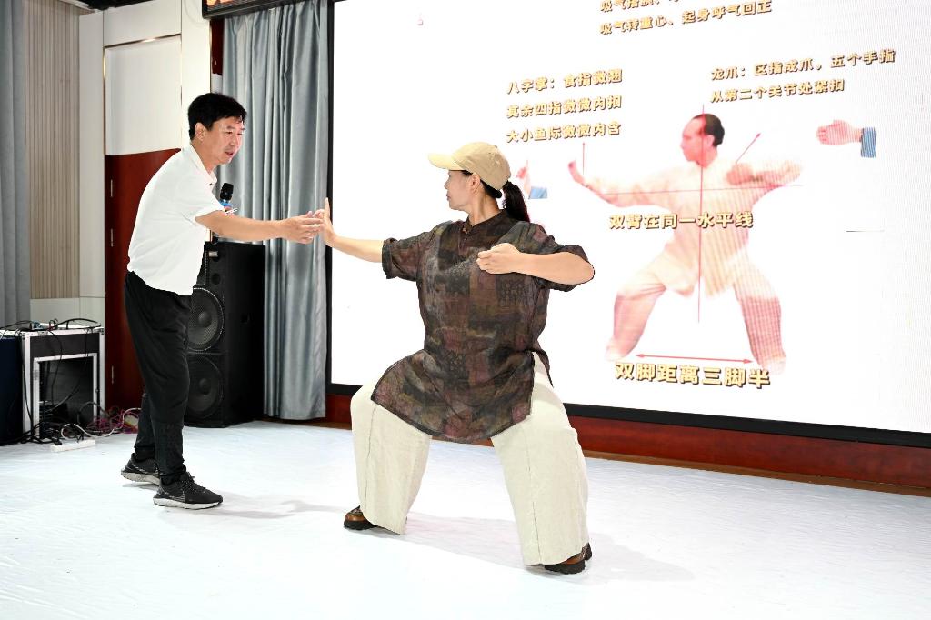 1016743206_副本.jpg