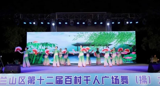 广场舞照片1.jpg