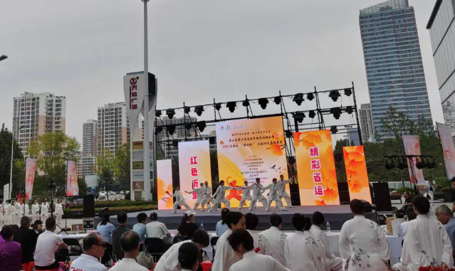 太极扇照片1.jpg 太极扇照片1.jpg