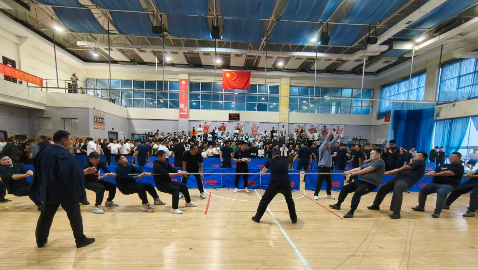 拔河1.jpg 拔河1.jpg