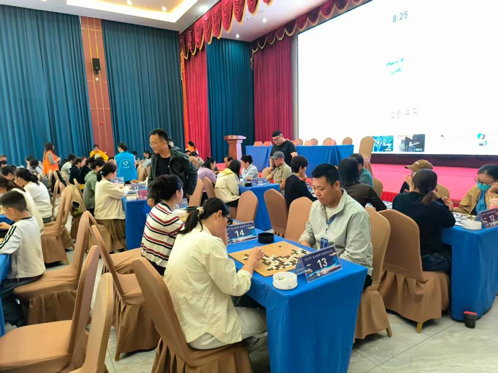 826189062.jpg 826189062.jpg