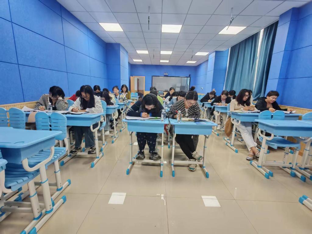 微信图片_20251018142035_47_175.jpg 微信图片_20251018142035_47_175.jpg