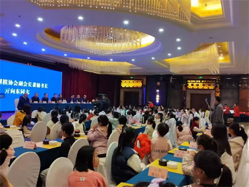 围棋.jpg 围棋.jpg